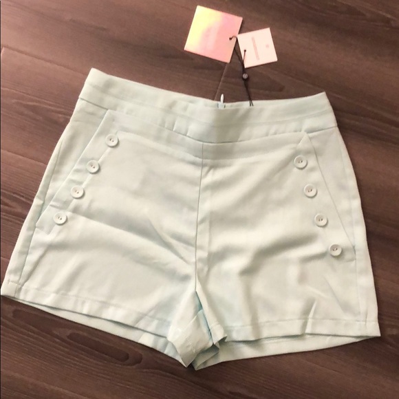 NWT Missguided mint tailored shorts - Picture 2 of 6